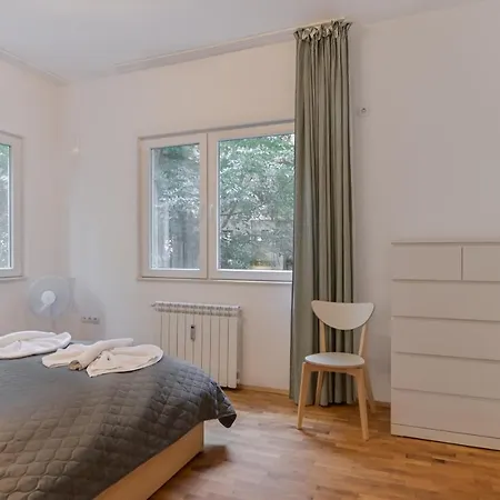 Bright In The Heart Of The By Flat Mаnager Apartment